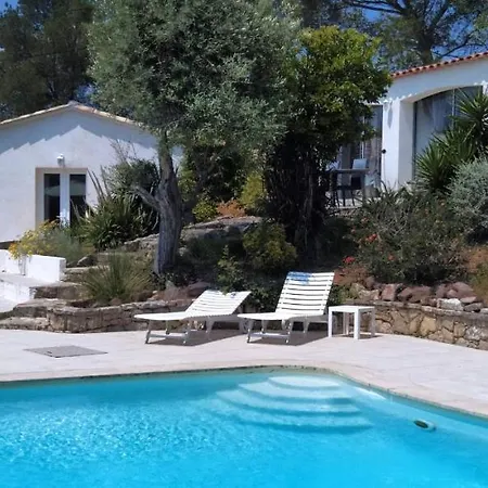 Villas-piscine Les Mimosas * Fréjus