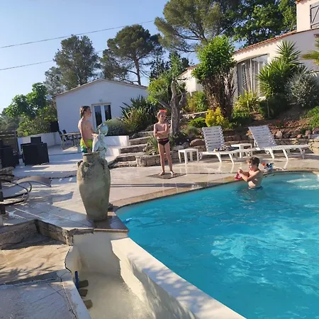 Villas-piscine Les Mimosas Appartement Fréjus
