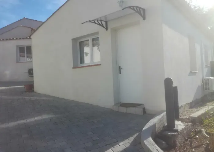 Villas-piscine Les Mimosas * Fréjus